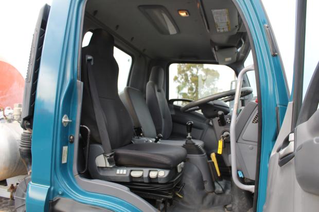 2014 ISUZU FRR500 MANUAL CONCRETE AGITATOR