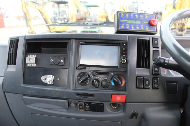 2014 ISUZU FRR500 MANUAL CONCRETE AGITATOR