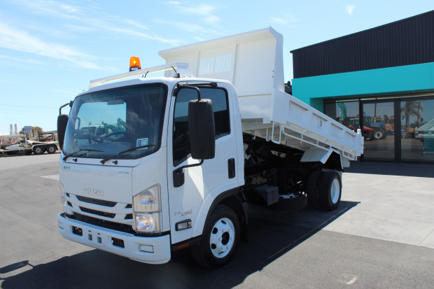 2016 ISUZU NPR 75-190 MANUAL TIPPER