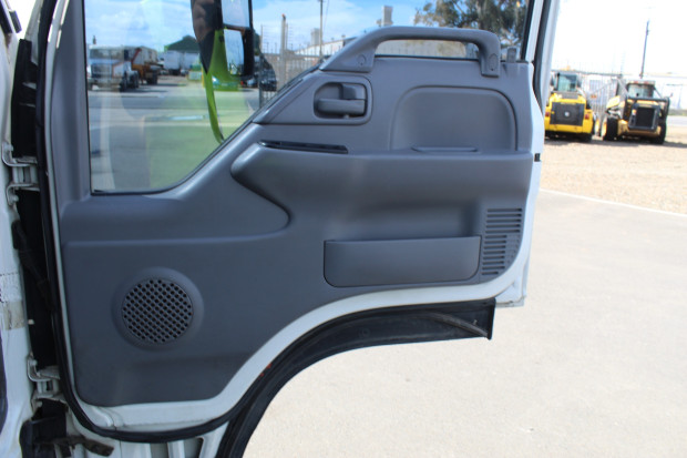 2006 ISUZU NQR450 MANUAL SERVICE BODY