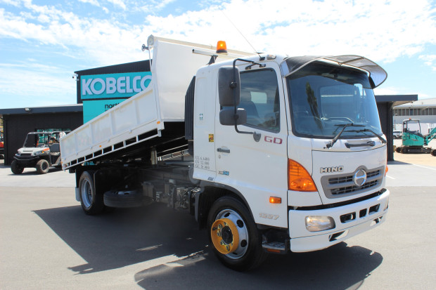 2008 HINO GD 1227-500 SERIES MANUAL TIPPER