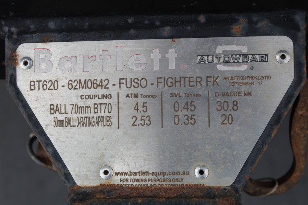 2017 MITSUBISHI FIGHTER TRUCK FIGHTER MANUAL TRAY