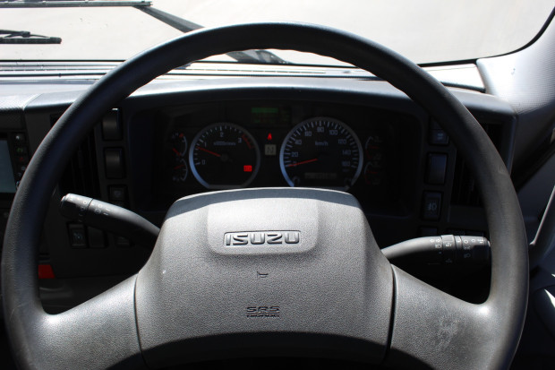 2017 ISUZU FRR 107-210 TRUCK FRR 107-210 AMT PANTECH
