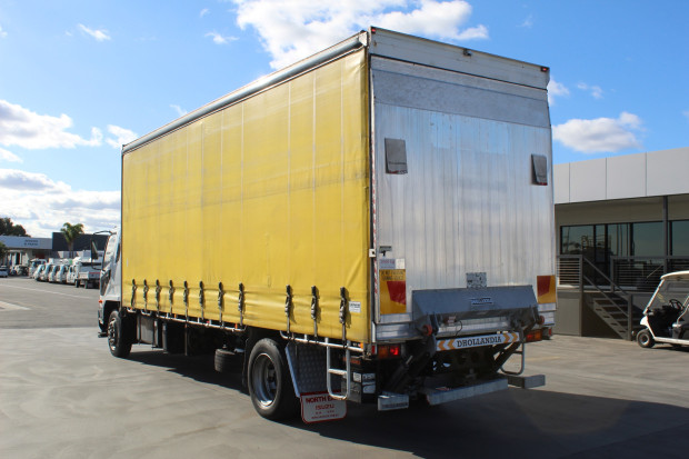 2018 MITSUBISHI FIGHTER 1627 AUTOMATIC CURTAINSIDER
