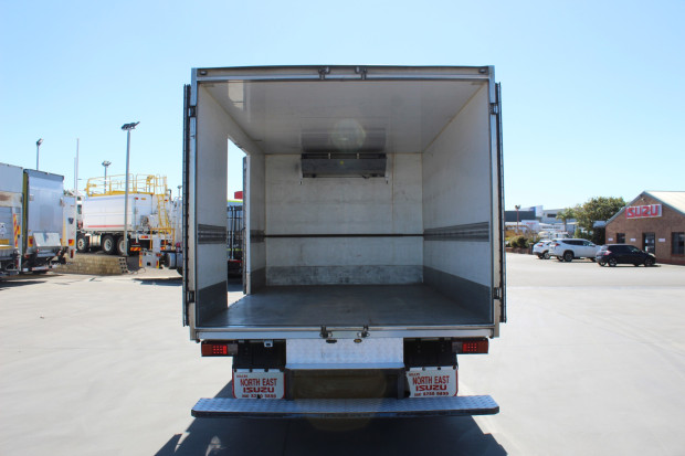 2017 ISUZU NQR 87/80-190 TRUCK NQR 87/80-190 AMT REFRIGERATED