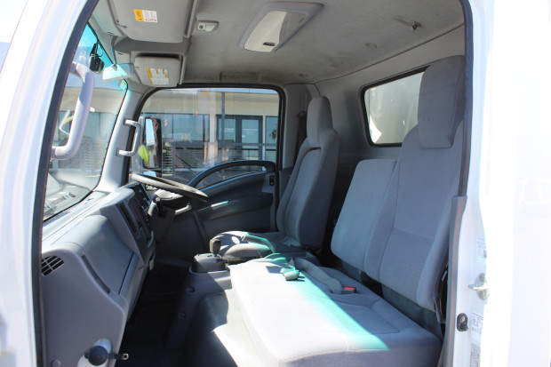 2017 ISUZU NQR 87/80-190 TRUCK NQR 87/80-190 AMT REFRIGERATED