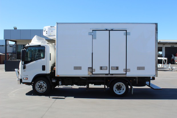 2017 ISUZU NQR 87/80-190 TRUCK NQR 87/80-190 AMT REFRIGERATED