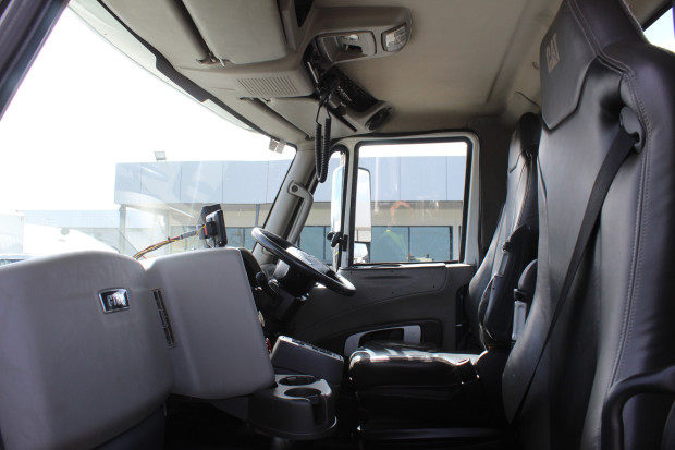 2014 CAT CT610 TRUCK CT610 AUTOMATIC PRIMEMOVER