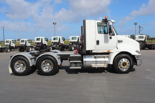 2014 CAT CT610 TRUCK CT610 AUTOMATIC PRIMEMOVER