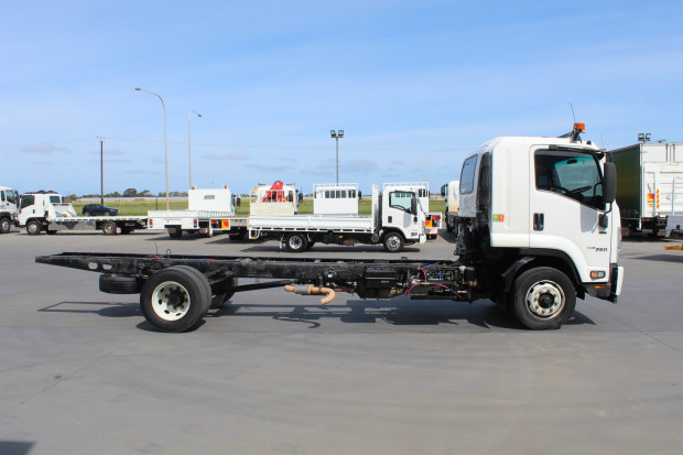 2018 ISUZU FSR 140/120-260 TRUCK FSR 140/120-260 AUTOMATIC CAB CHASSIS
