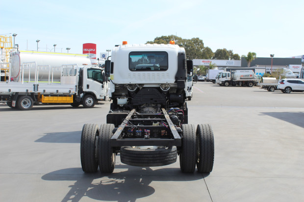 2018 ISUZU FSR 140/120-260 TRUCK FSR 140/120-260 AUTOMATIC CAB CHASSIS