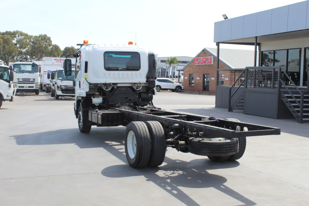 2018 ISUZU FSR 140/120-260 TRUCK FSR 140/120-260 AUTOMATIC CAB CHASSIS