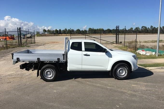 2021 ISUZU SPACE CAB UTE TRAYS