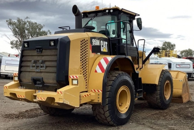 2015 CATERPILLAR 950M LOADER