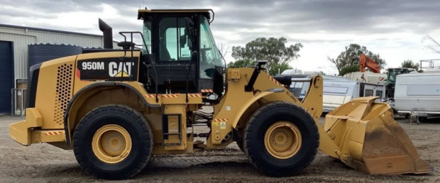 2015 CATERPILLAR 950M LOADER