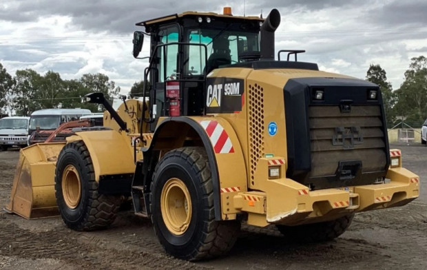 2015 CATERPILLAR 950M LOADER