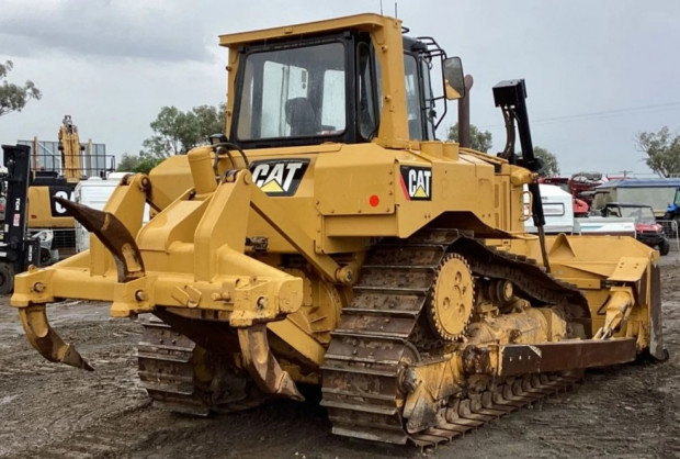 2011 CATERPILLAR D6R XL AUTOMATIC STD TRACKED-DOZER