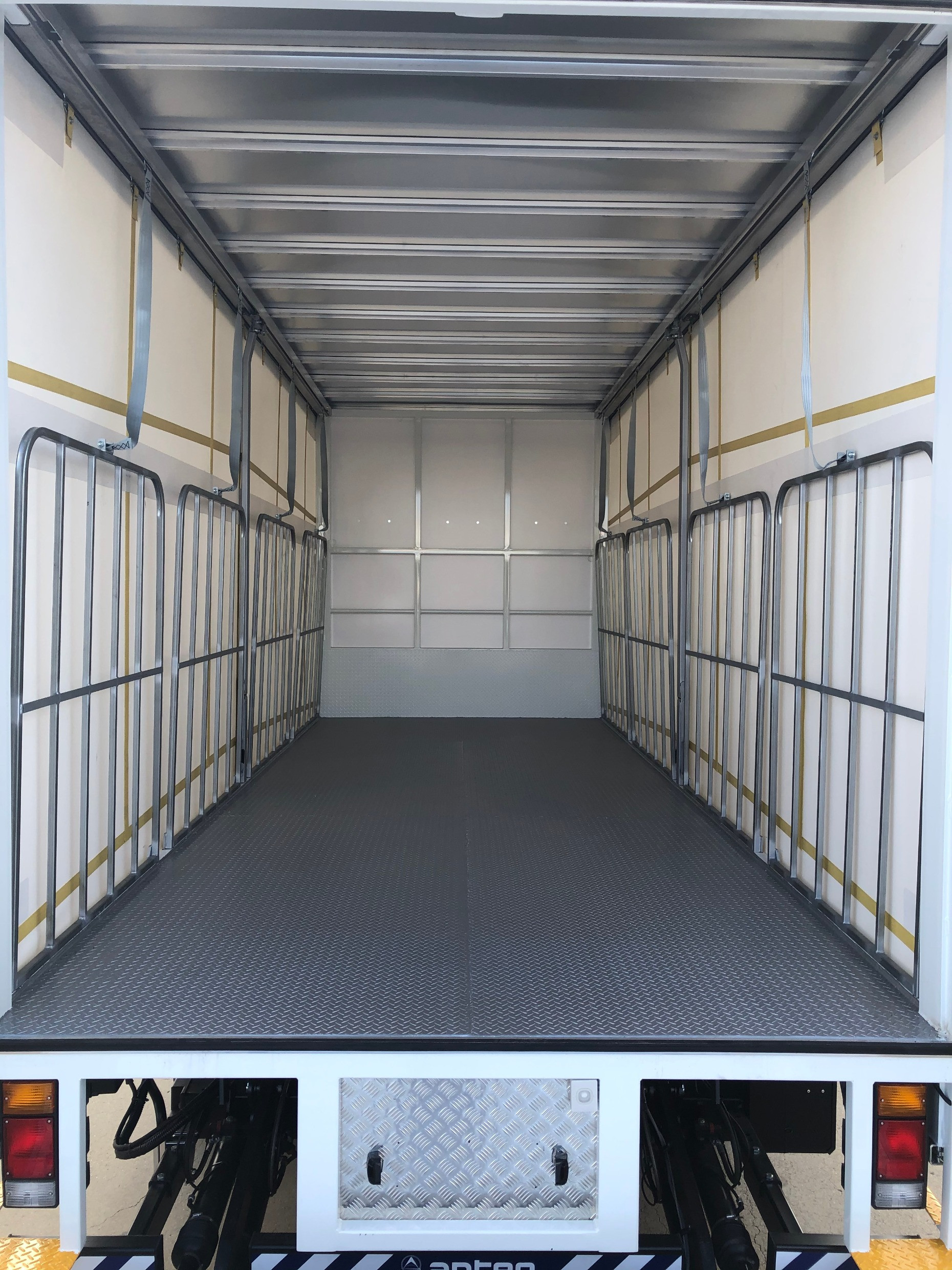 2021 ISUZU FSR 120/140-240 10 PALLET TAUTLINER - IN BUILD TRUCK FSR 120/140-240 CURTAINSIDER