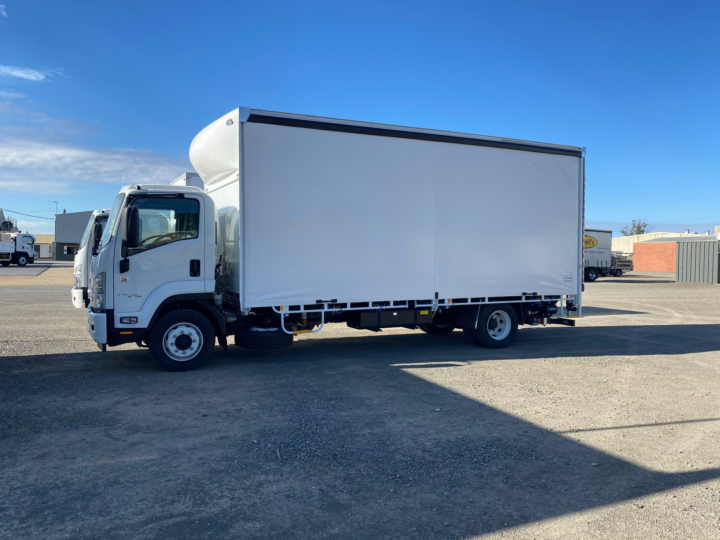 2021 ISUZU FSR 120/140-240 10 PALLET TAUTLINER - IN BUILD TRUCK FSR 120/140-240 CURTAINSIDER