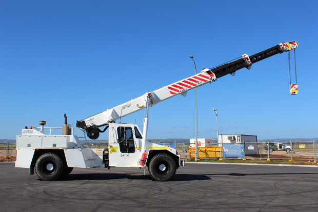 2008 FRANNA AT20 4X4 AUTOMATIC MOBILE/TRACTOR CRANE