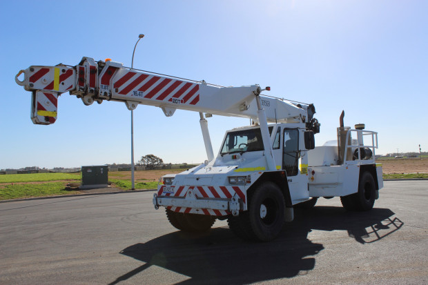 2008 FRANNA AT20 4X4 AUTOMATIC MOBILE/TRACTOR CRANE