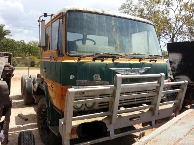 1985 HINO FS BOGIE CAB CHASSIS