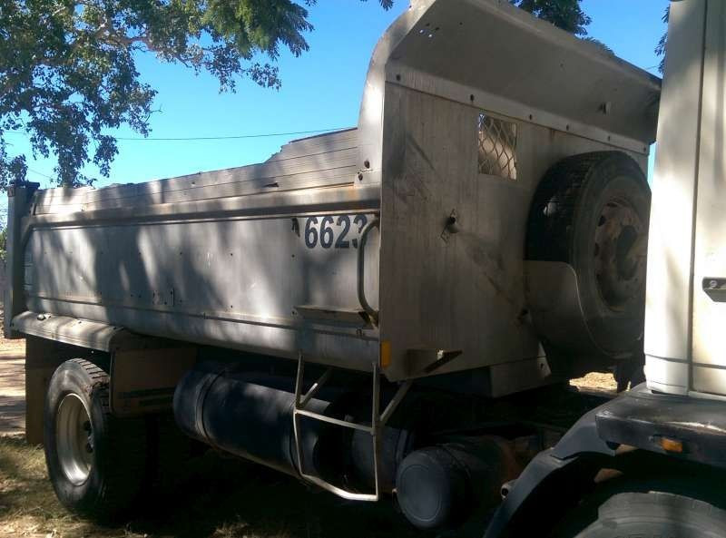 1990 MERCEDES-BENZ 1517 EATON 9 SPEED TIPPER