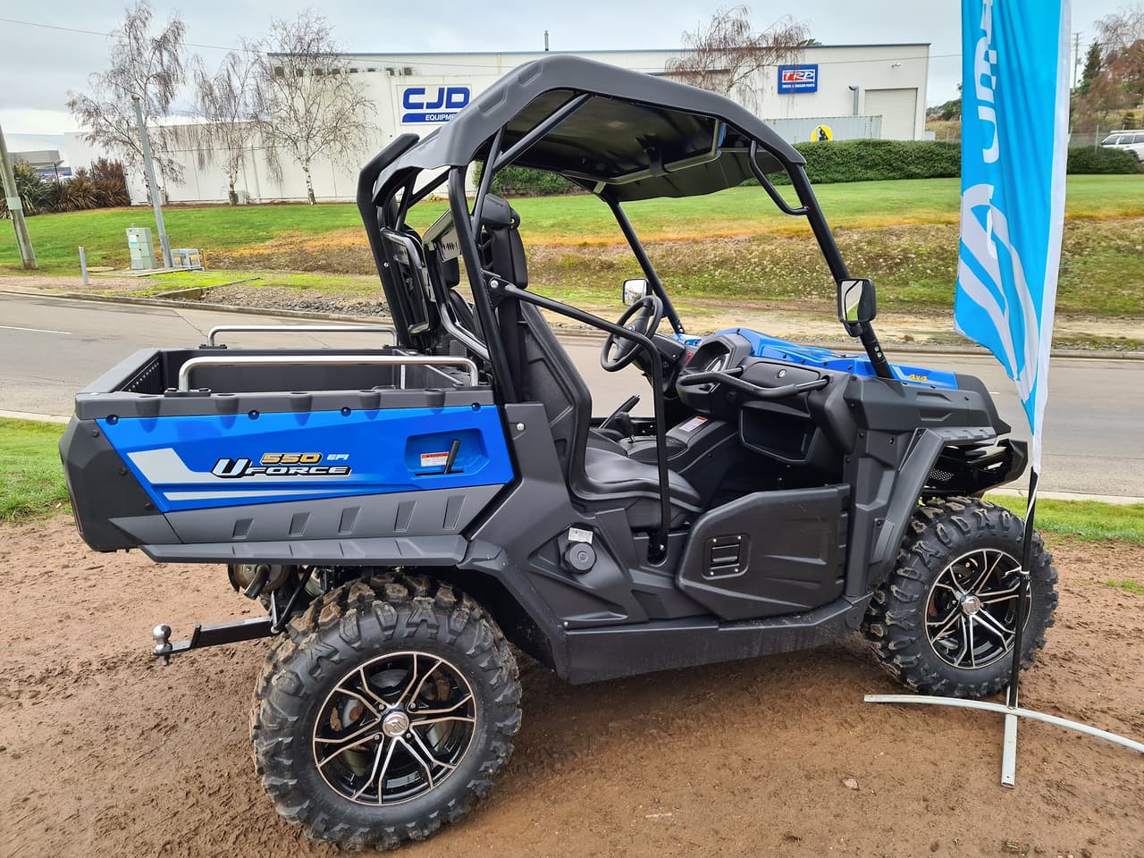 2020 CFMOTO UFORCE 550 SXS & UTV