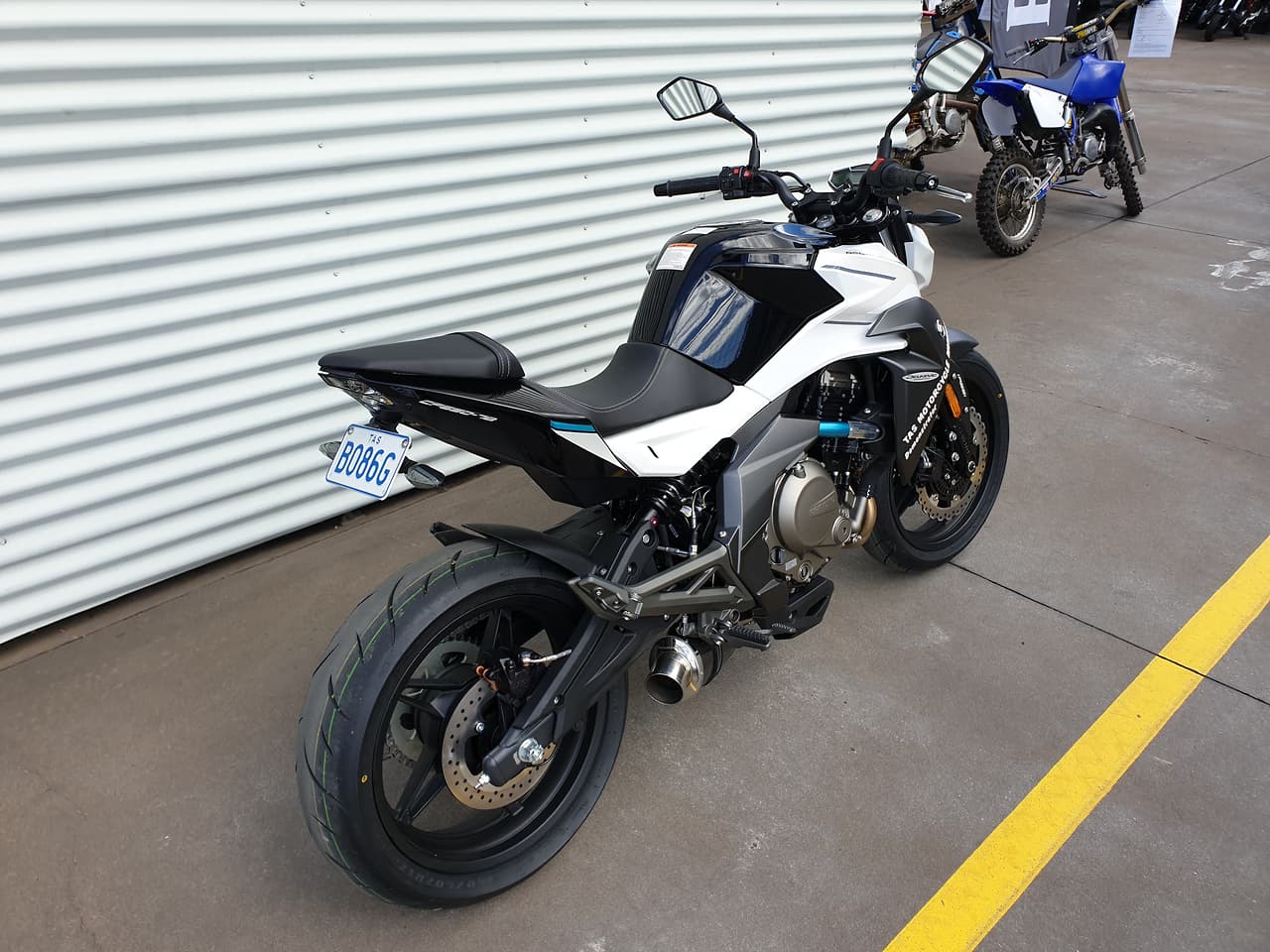 2020 CFMOTO 650 NK ROAD BIKE