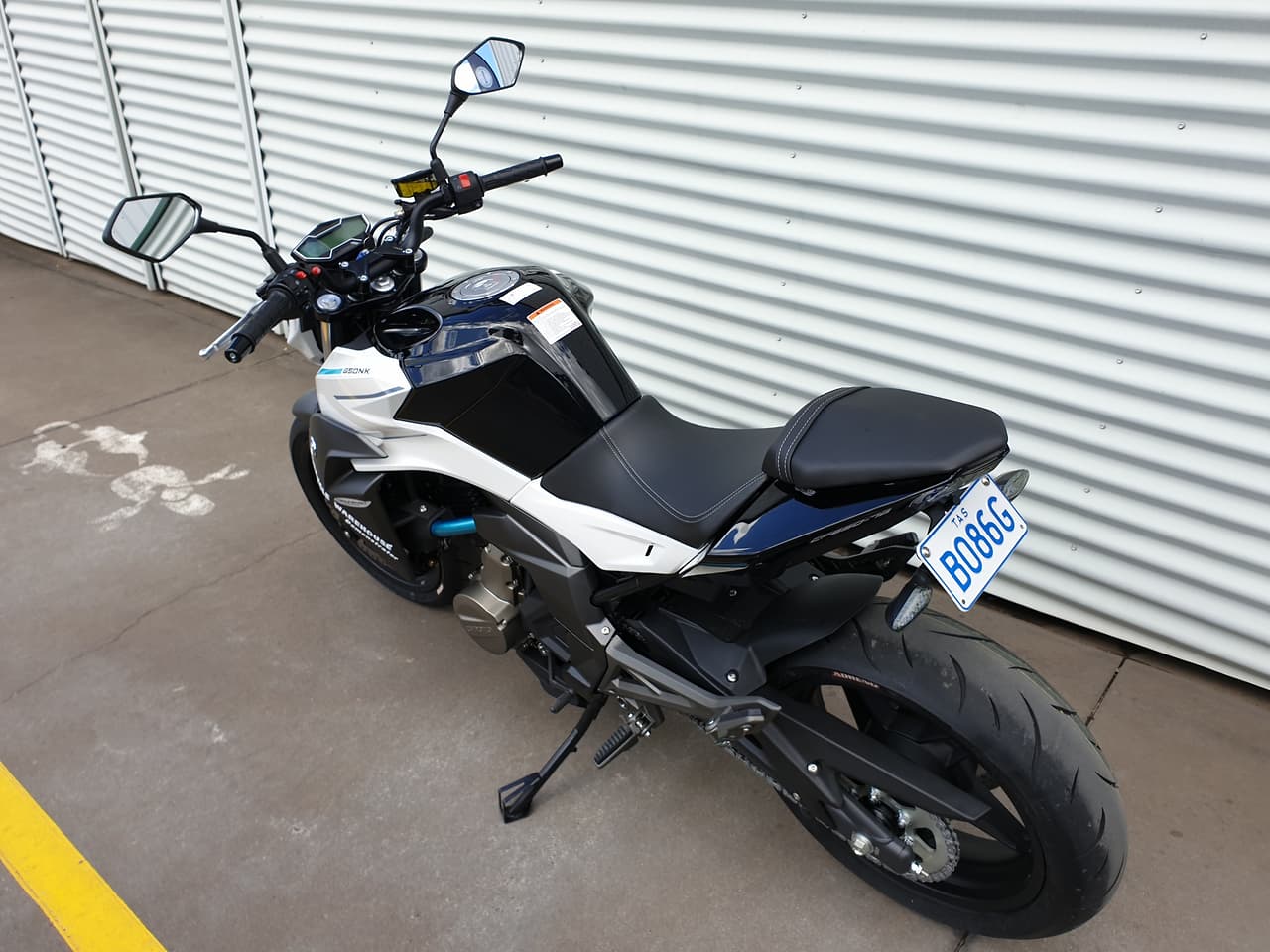 2020 CFMOTO 650 NK ROAD BIKE