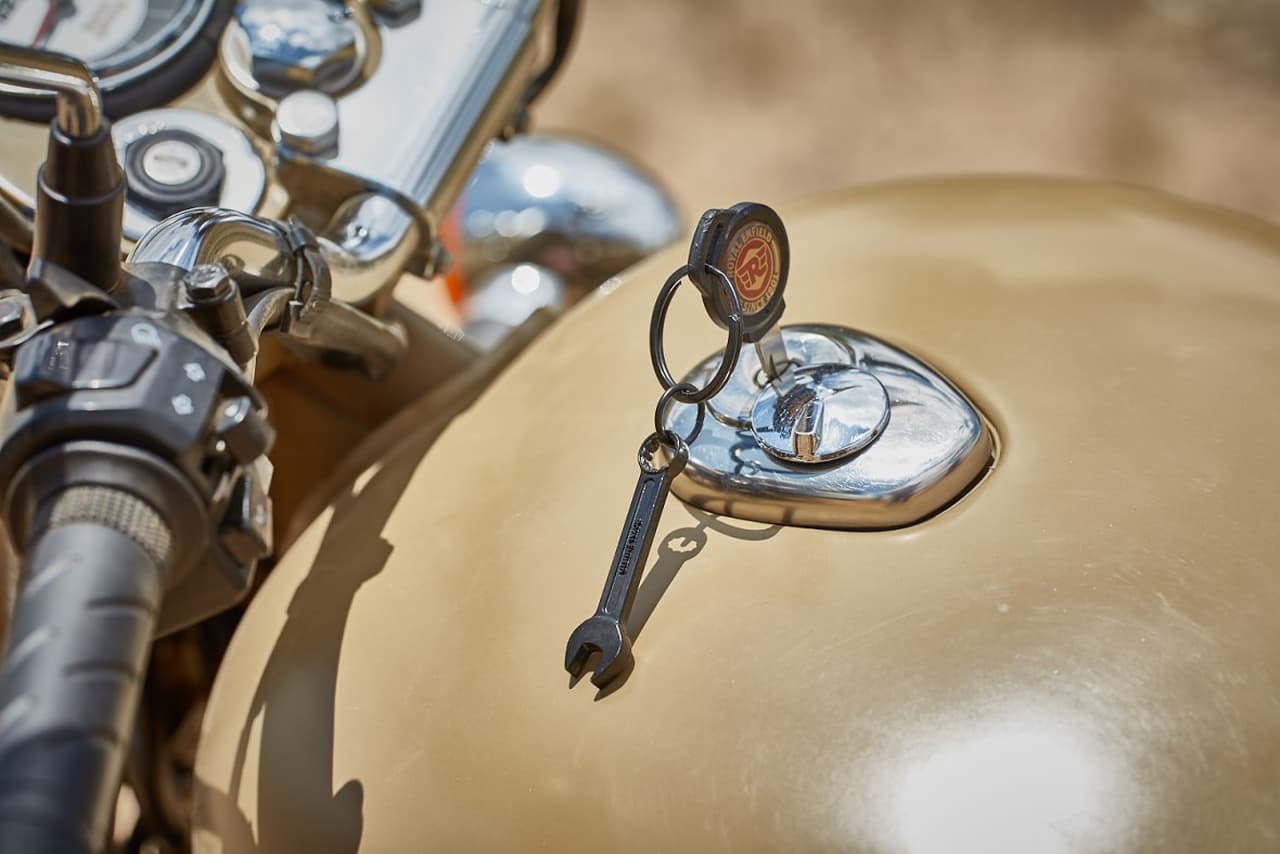 2018 ROYAL ENFIELD CLASSIC 500 ROAD BIKE