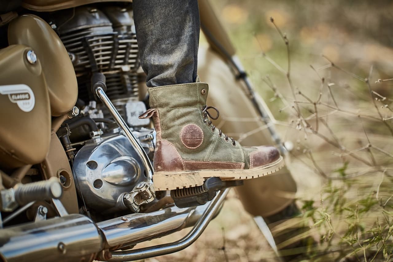 2018 ROYAL ENFIELD CLASSIC 500 ROAD BIKE