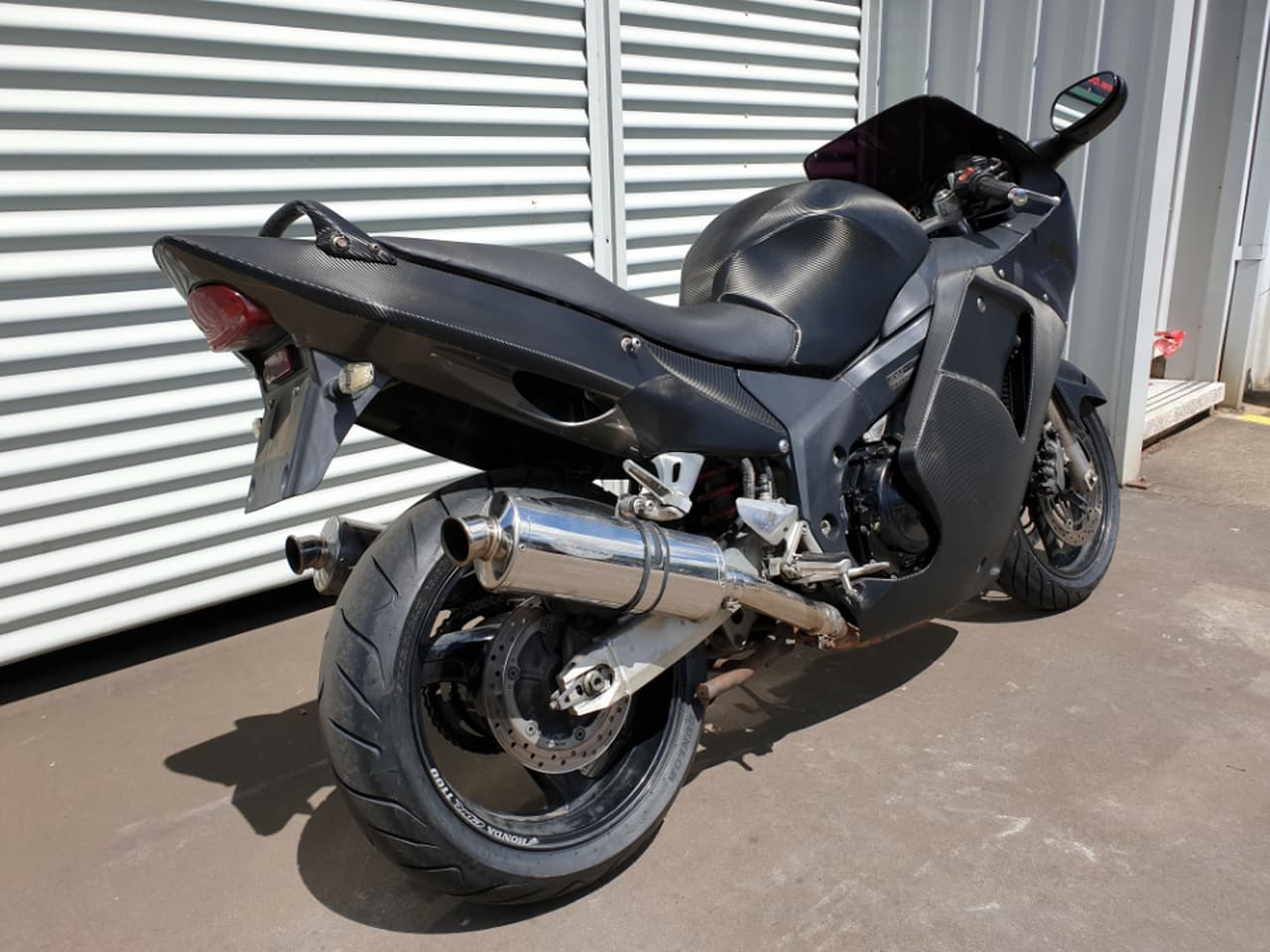1997 HONDA ROAD BIKE