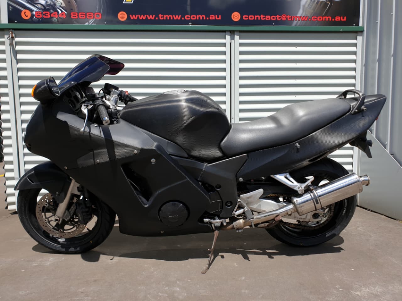 1997 HONDA ROAD BIKE