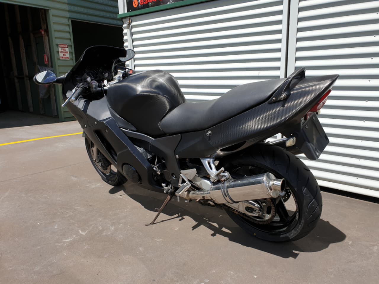 1997 HONDA ROAD BIKE