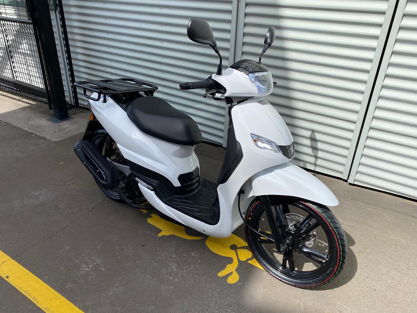 2021 PEUGEOT TWEET 125 PRO SCOOTER