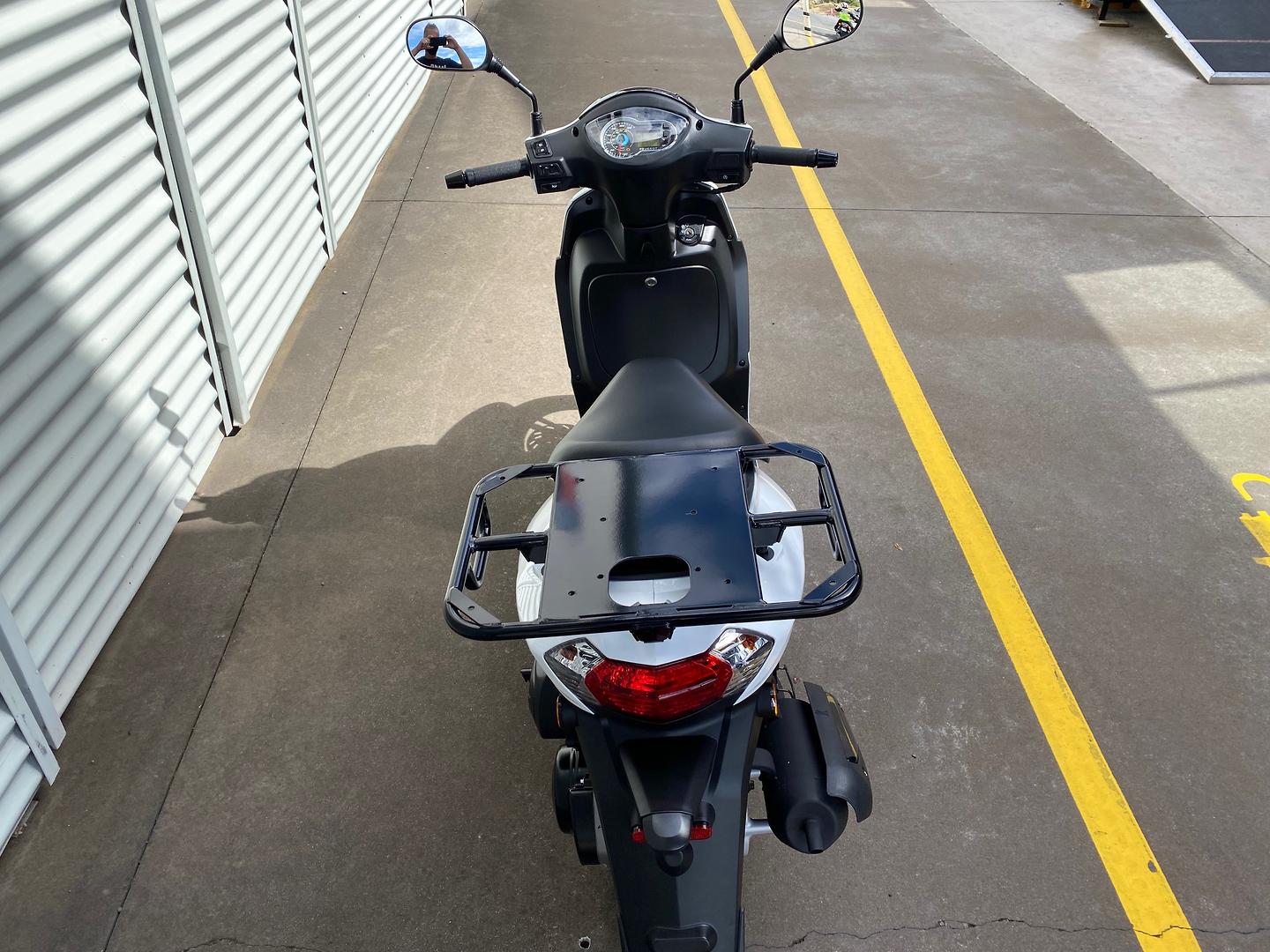 2021 PEUGEOT TWEET 125 PRO SCOOTER