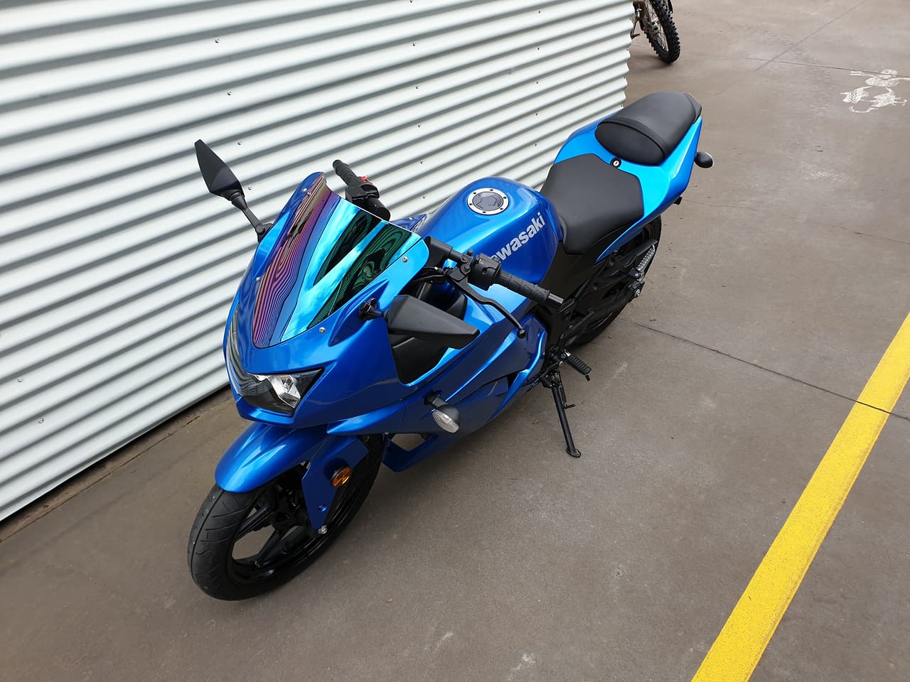 2009 KAWASAKI ROAD BIKE