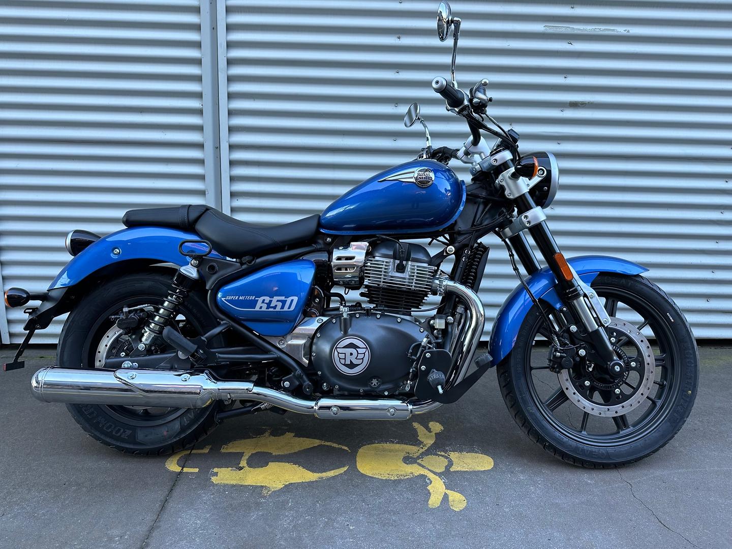 2023 ROYAL ENFIELD SUPER METEOR 650 ROAD