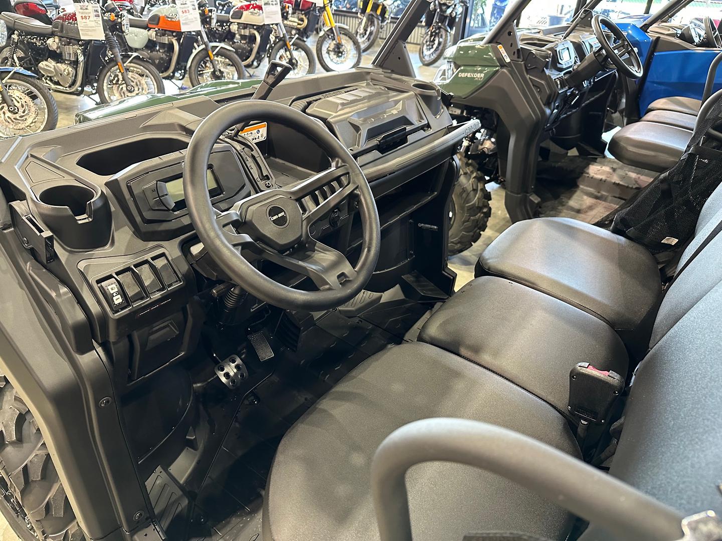 2023 CAN-AM DEFENDER 6X6 DPS ATV