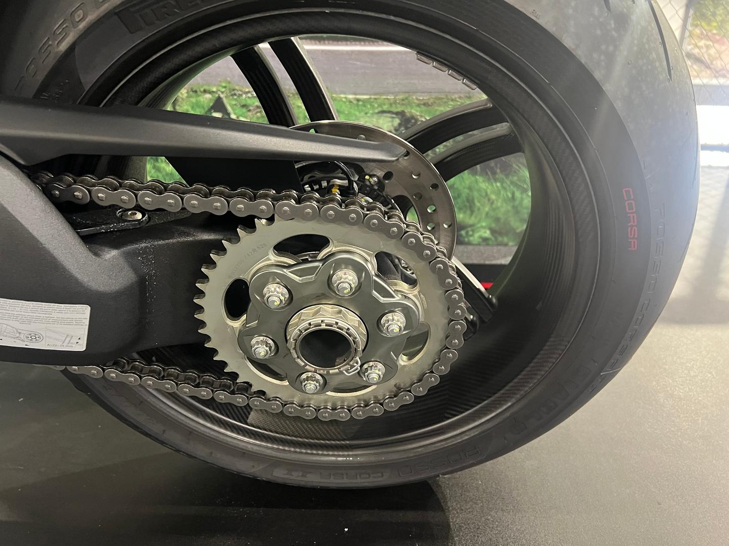 2022 DUCATI STREETFIGHTER V4 SPORTS