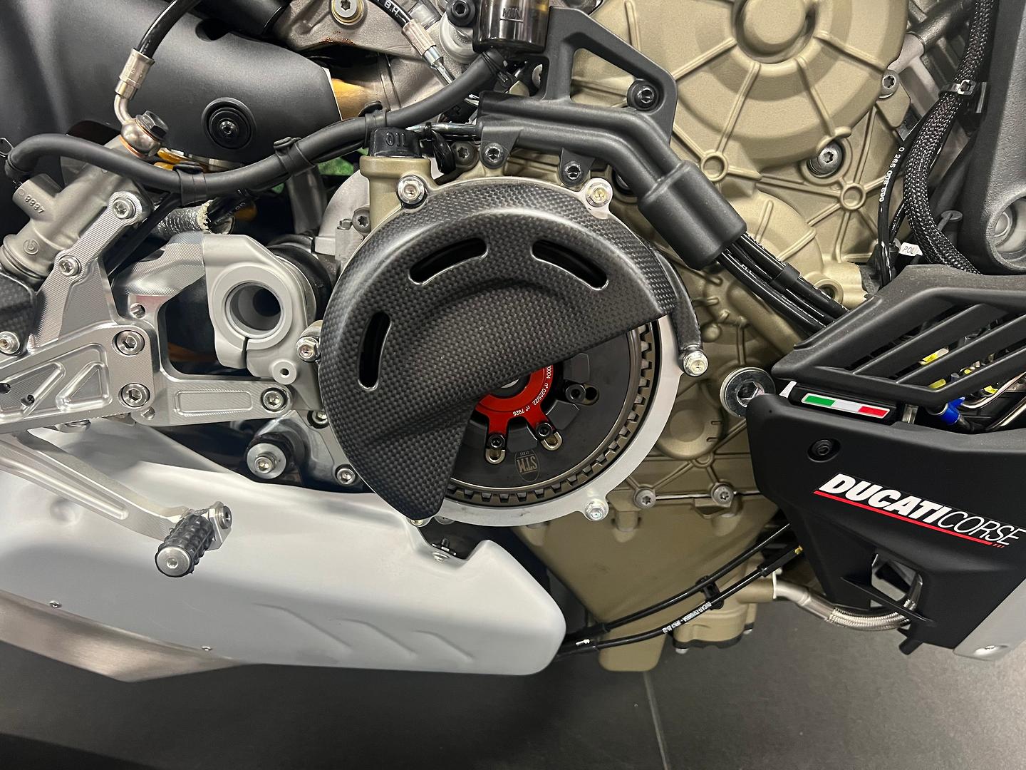 2022 DUCATI STREETFIGHTER V4 SPORTS