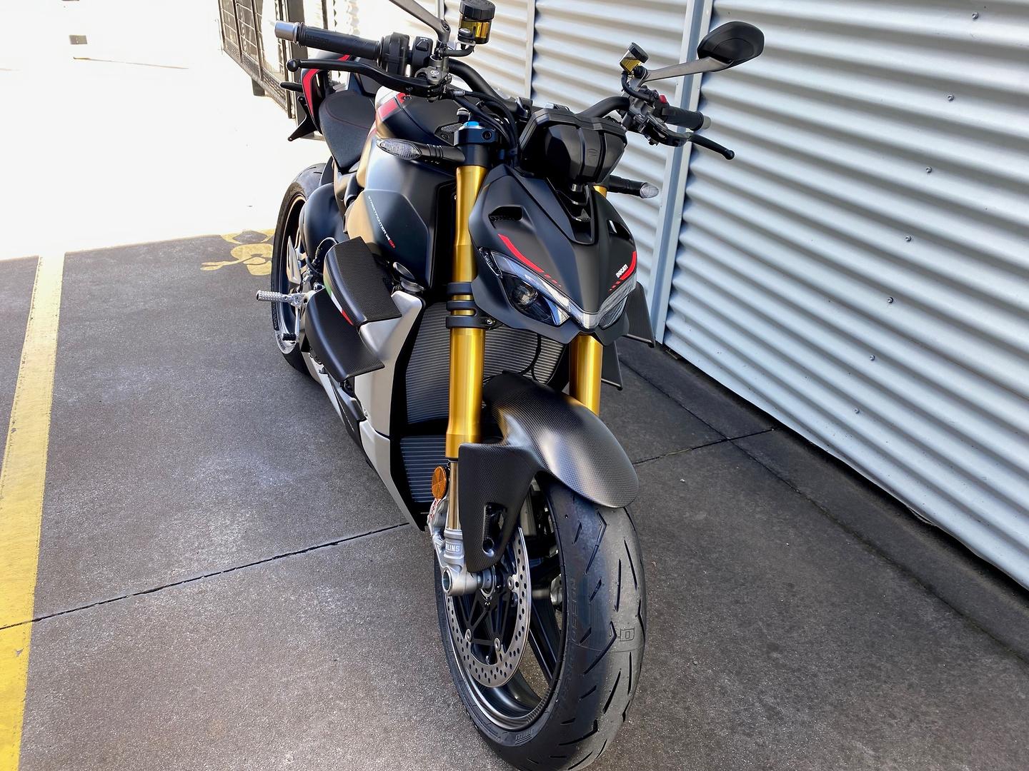2022 DUCATI STREETFIGHTER V4 SP SPORTS