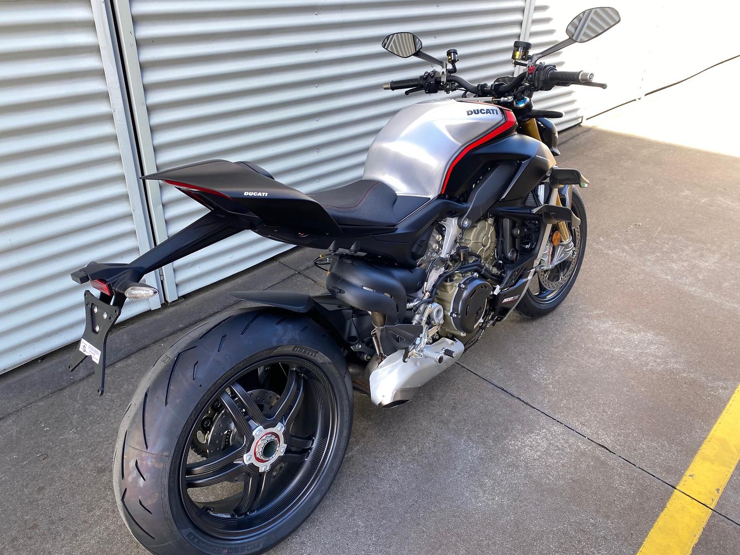 2022 DUCATI STREETFIGHTER V4 SP SPORTS