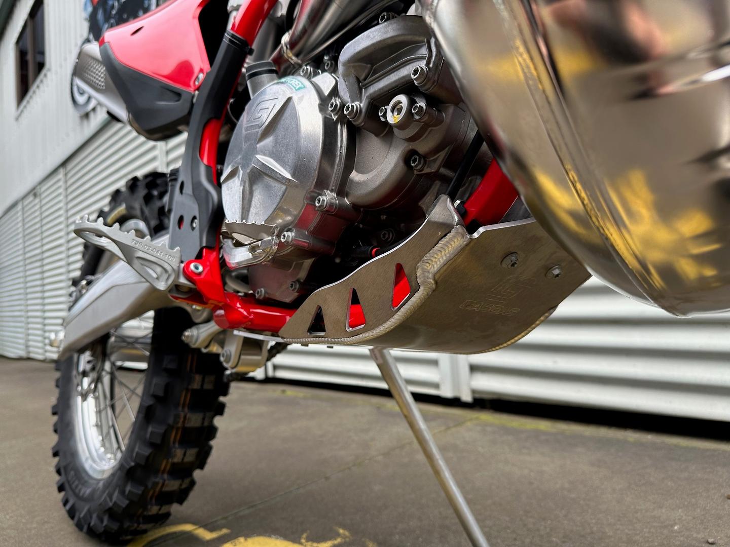 2023 GAS GAS EC 300 ENDURO