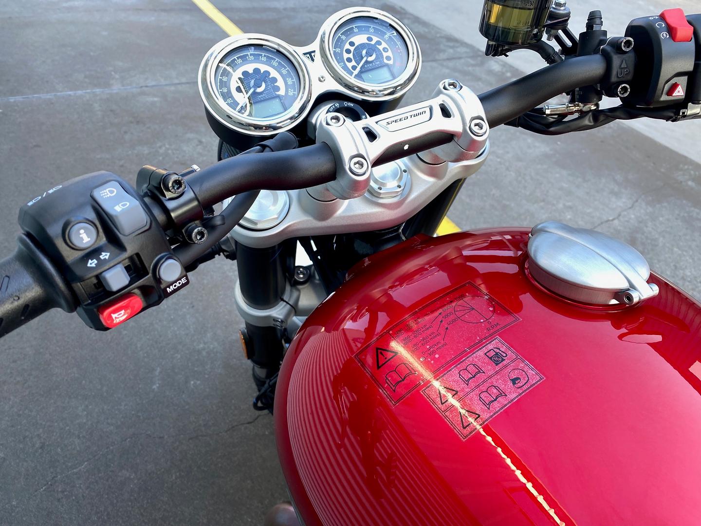 2023 TRIUMPH SPEED TWIN 1200 ROAD