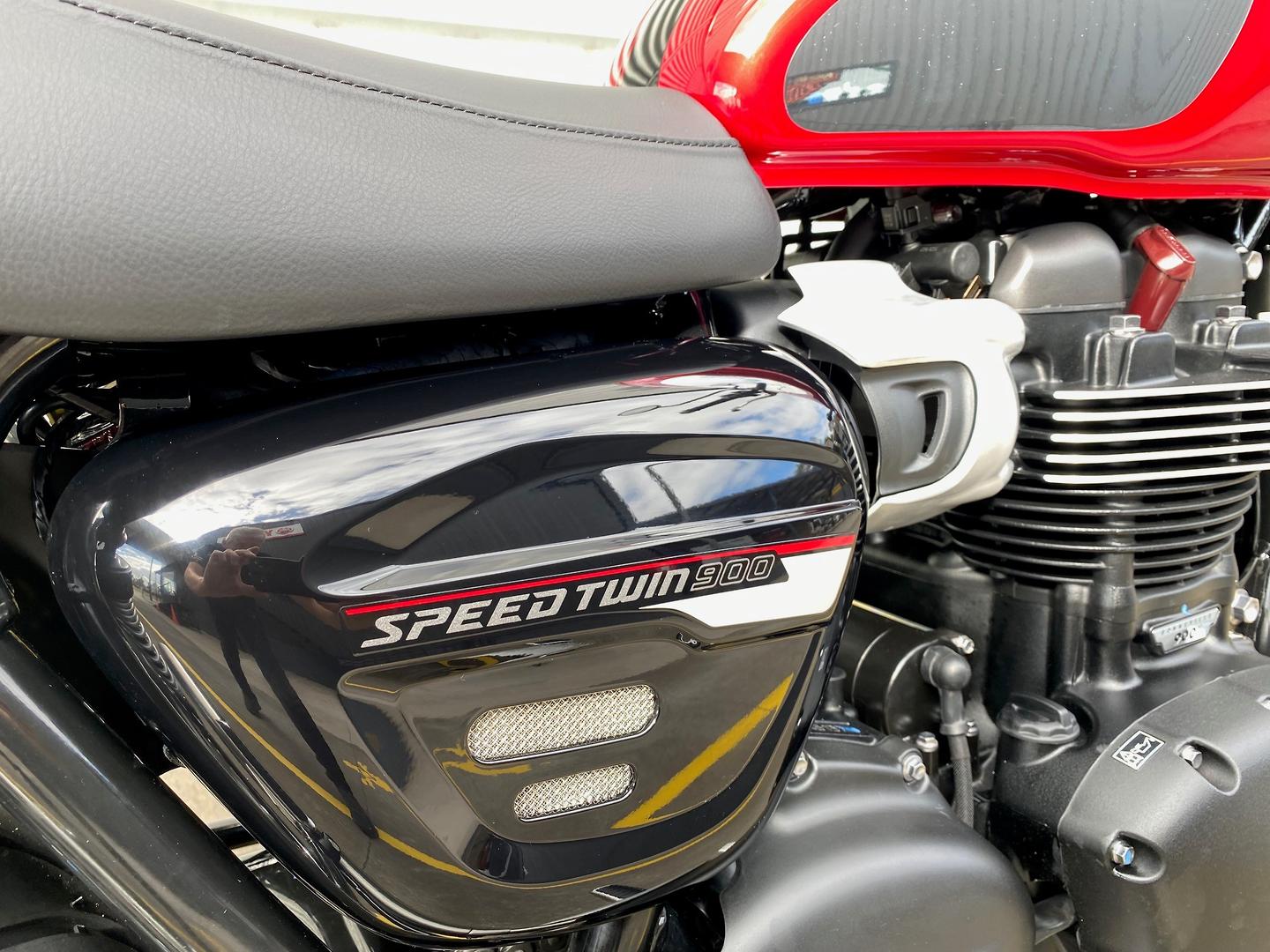 2022 TRIUMPH SPEED TWIN 900 CHROME EDITION MY23 ROAD