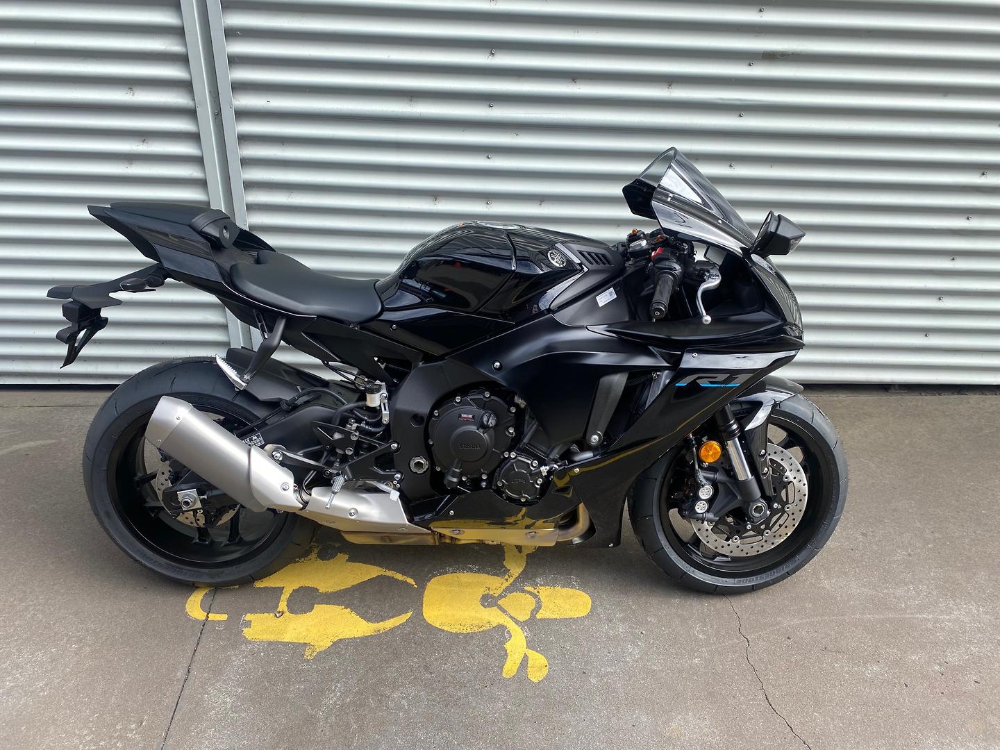 2023 YAMAHA YZF-R1 SPORTS