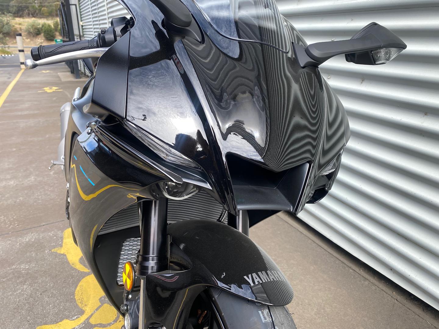 2023 YAMAHA YZF-R1 SPORTS