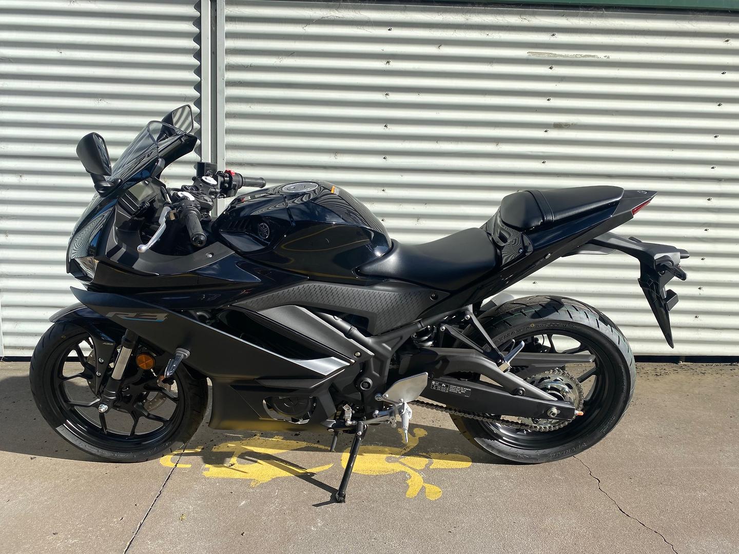 2023 YAMAHA YZF-R3 SPORTS